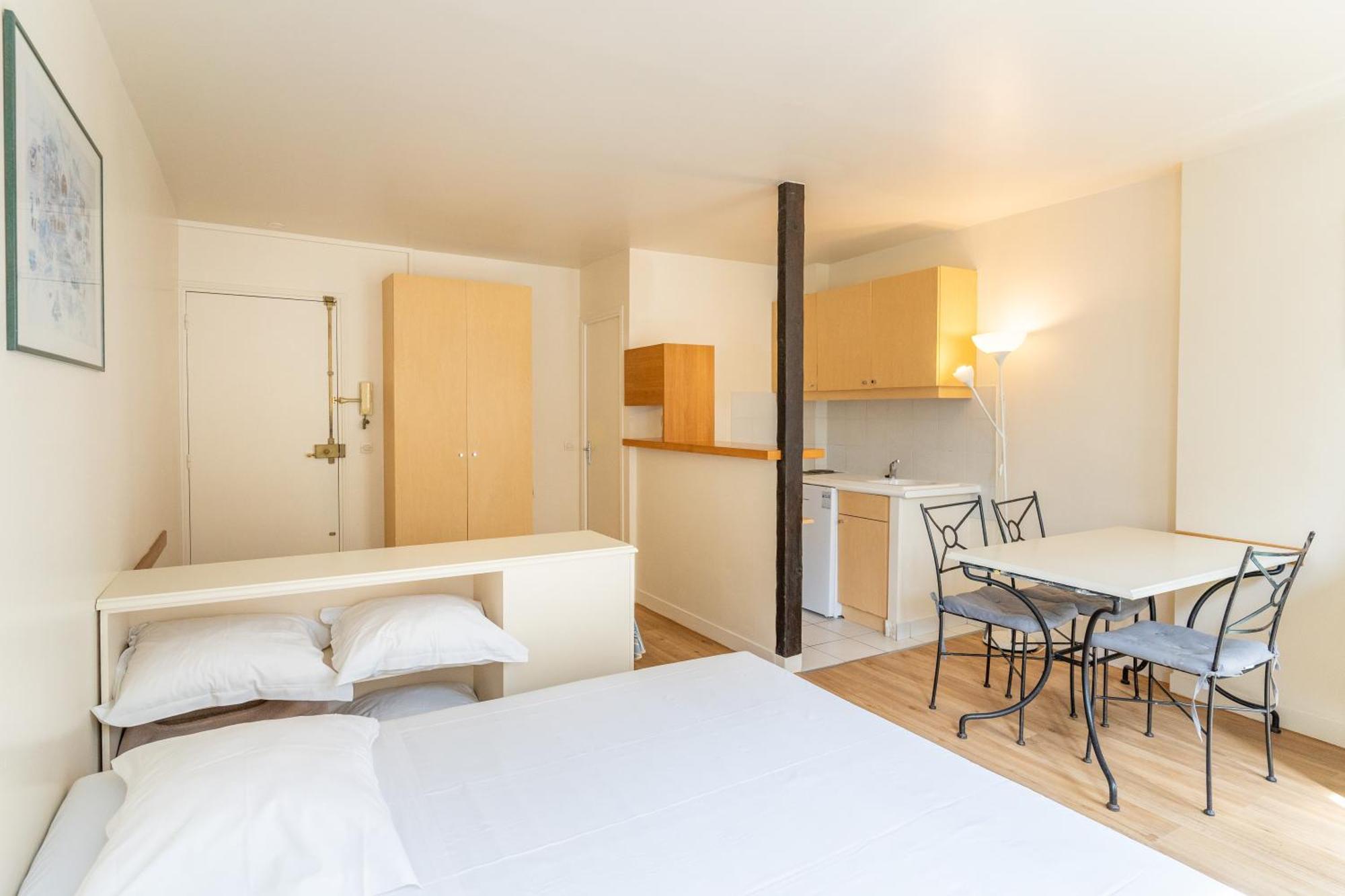 Hotel Capfun Le Saint Germain, Paris Bagian luar foto